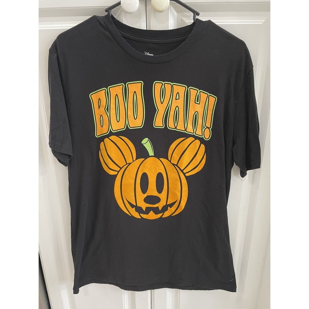 Disney Mickey Mouse Glow In The Dark Halloween Boo Yah Shirt Size Medium - Picture 3 of 4